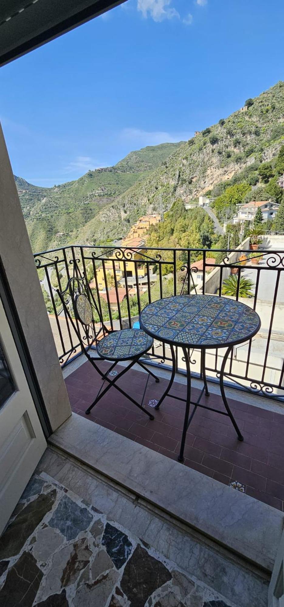 La Casa Di Gio Bed and Breakfast Taormina Exteriör bild